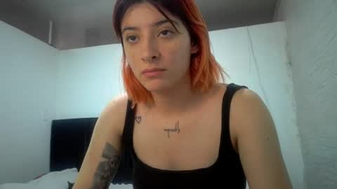 bella_thorne1999 online show from July 28, 7:04 pm