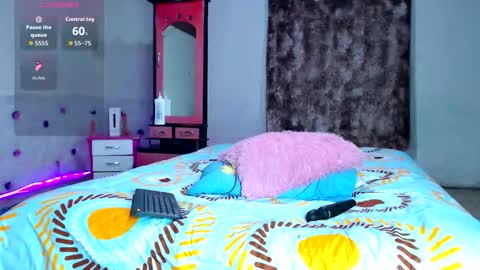 bella_warzon online show from January 7, 10:13 pm