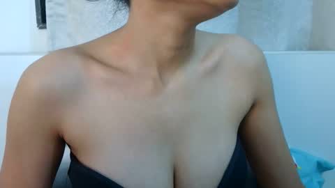 bellacrystall online show from January 6, 5:38 pm