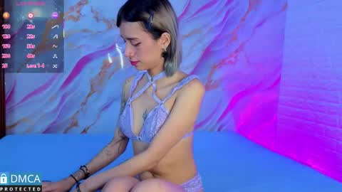   online show from March 5, 11:17 am