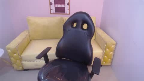 Bella online show from December 21, 6:01 pm