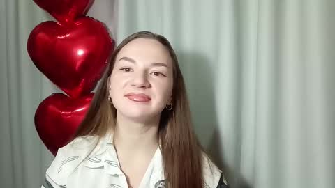 belle_fiesta online show from February 14, 8:33 pm