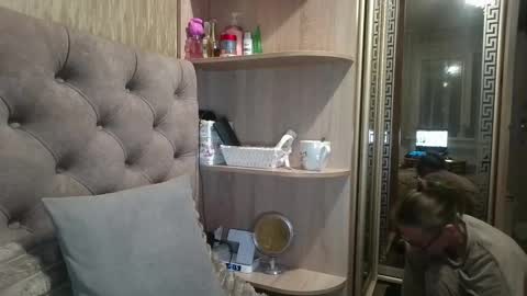 Amelia online show from October 24, 6:04 pm