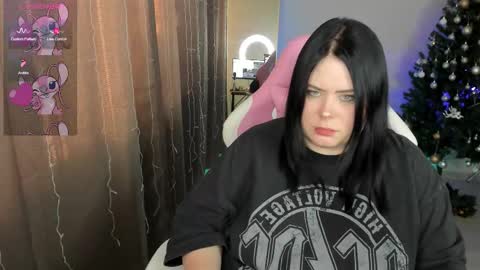 LinaBoo online show from January 14, 6:18 am