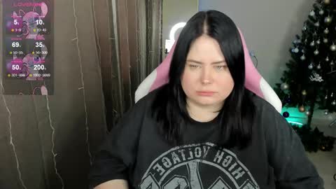 LinaBoo online show from January 18, 6:32 am