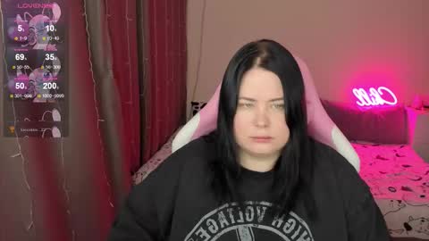 LinaBoo online show from February 3, 4:32 am