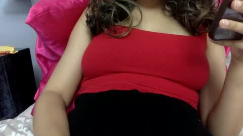 tixxie  online show from December 3, 3:33 pm