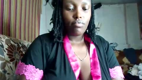 berrythighs online show from March 25, 7:28 pm