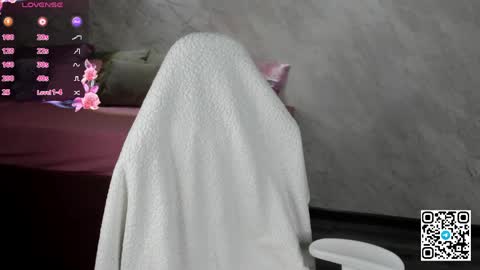 Betany online show from April 5, 12:42 am