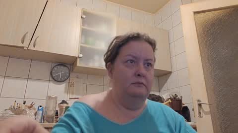 bethnorth online show from October 21, 2:37 am