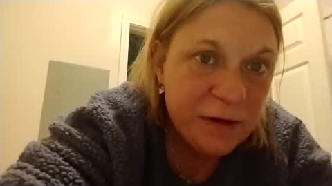 betsygore78 online show from December 18, 5:56 am