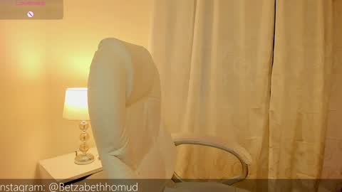 betzabeth_homudr online show from December 12, 3:43 am