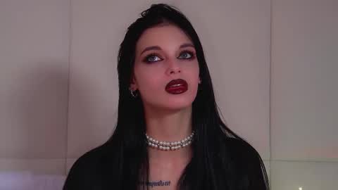 Beverly online show from November 8, 8:19 am