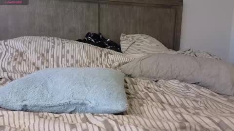 Bi sexualmilf Fansly  online show from November 14, 5:35 pm