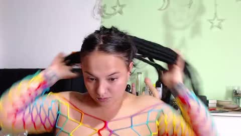 BiaBia online show from February 1, 10:13 pm