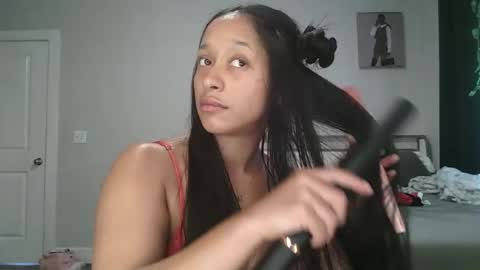 bignaturalmami online show from June 21, 12:25 am