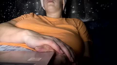 bigtitslala online show from December 1, 7:49 pm