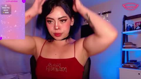 Snapshot of biigbooty_ chatting on January 31, 4:47 am biigbooty_ online show from January 31, 4:47 am