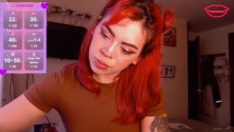 Snapshot of biigbooty_ chatting on October 22, 8:25 pm biigbooty_ online show from October 22, 8:25 pm