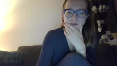 bisons online show from October 31, 10:25 pm