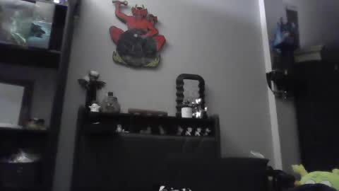 bitchesinthebasement online show from January 8, 2:46 am