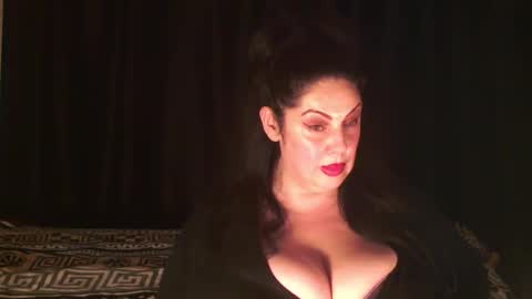 Snapshot of black_pearls chatting on October 16, 12:35 am Sarah online show from October 16, 12:35 am