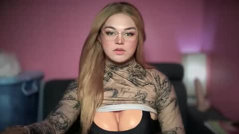 blackbarbiechantalxvx online show from February 24, 11:08 am