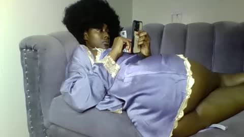 Lorraine online show from February 6, 8:50 am