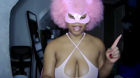 Queen Siren online show from December 15, 3:56 am