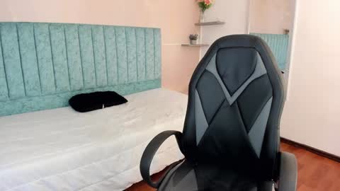 Blair  online show from January 30, 7:37 pm