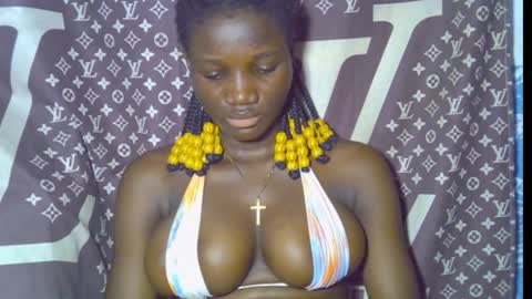 nikky00 online show from December 3, 8:17 am