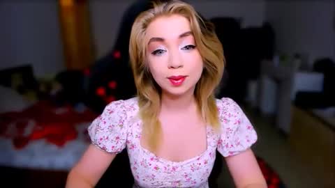 Nicole online show from March 2, 9:05 am