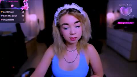 Nicole online show from November 15, 11:33 am