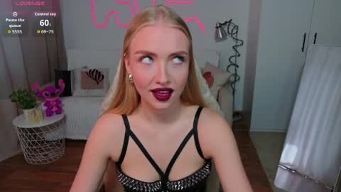 Nessa online show from April 30, 10:31 am
