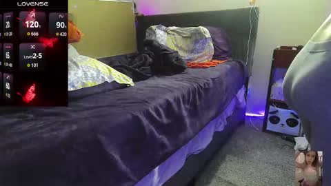 Bubbles online show from March 11, 6:06 am