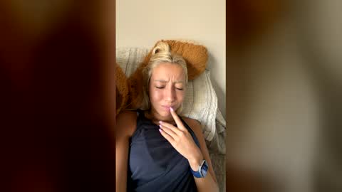 blondiesexxyy online show from January 18, 8:05 pm