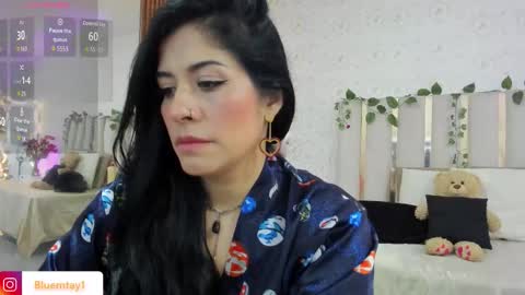 blue_tay1 online show from February 6, 12:19 pm