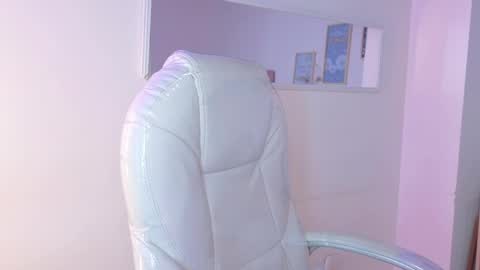        online show from April 4, 11:20 am