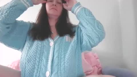 BlueEyes40DDDs online show from November 24, 11:29 pm