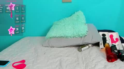 Violette 3 online show from December 16, 6:03 pm