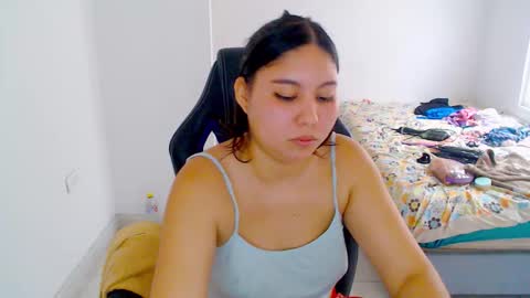  Hey guysI am BrendaWelcome my room online show from November 28, 8:45 pm