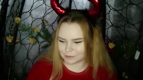 blushing_star online show from February 22, 10:27 am