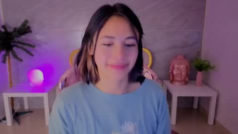 Bonnie  online show from April 21, 1:07 pm