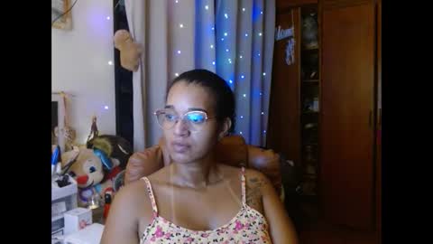 Queen Bon Vivantt online show from February 7, 12:42 am