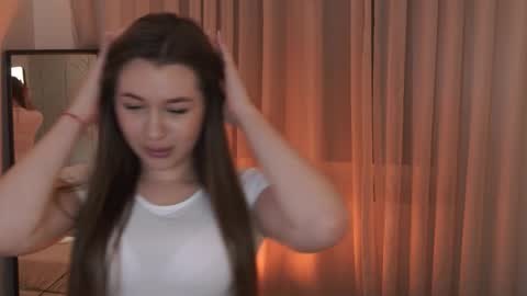 boootyfrytti online show from October 25, 7:21 pm