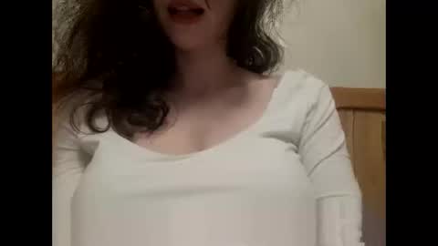 Bouncy Queen Majesty online show from June 1, 7:15 pm
