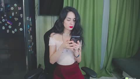 Helen  online show from February 17, 3:55 pm