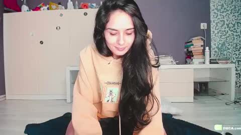 Helen  online show from January 22, 4:12 pm