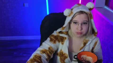 Belle  online show from February 17, 2:20 am