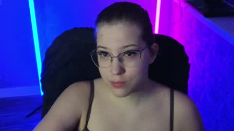 Belle  online show from February 22, 1:11 am